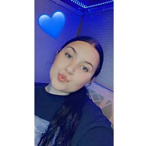 Meet your Posher, Macey